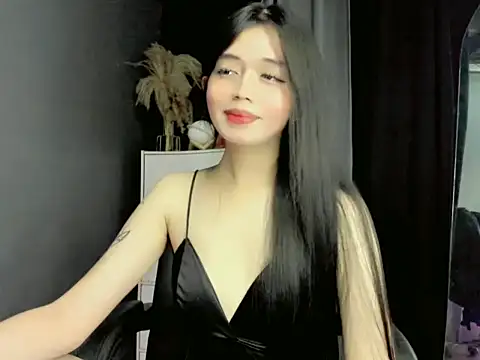 Snapshot of LexiLove chatting on October 19, 11:02 am LexiLove online show from October 19, 11:02 am