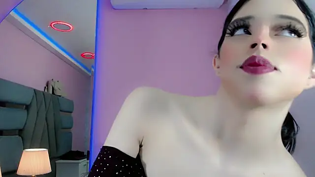 Snapshot of SabrinaAbasali chatting on October 19, 8:56 pm SabrinaAbasali online show from October 19, 8:56 pm