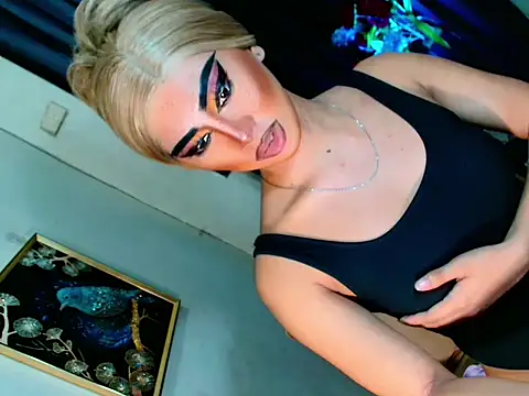 Snapshot of Queen_yasii_88 chatting on October 10, 4:30 pm Queen yasii 88 online show from October 10, 4:30 pm