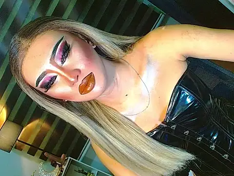 Queen yasii 88 online show from June 17, 1:56 pm