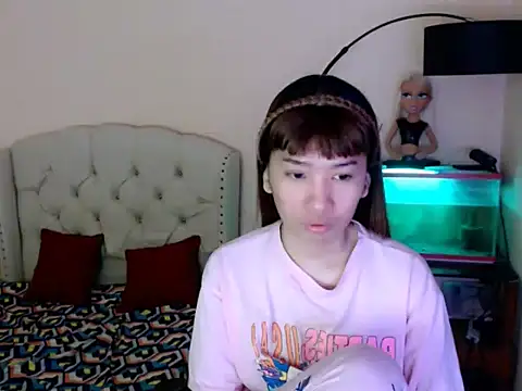 ShantalFoxxy  online show from February 7, 1:11 am