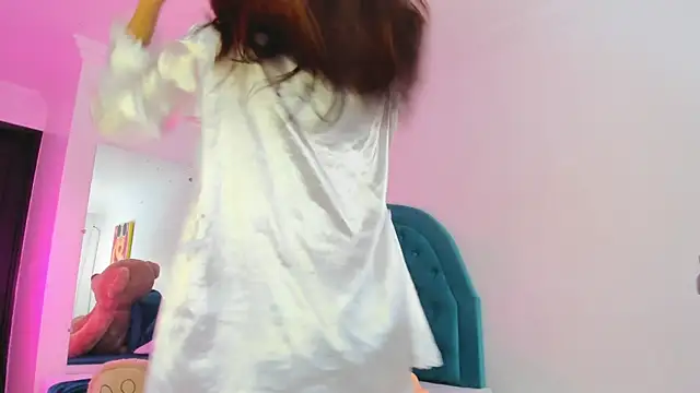 Snapshot of Angely_Sweet chatting on September 14, 9:41 pm Angely Sweet online show from September 14, 9:41 pm