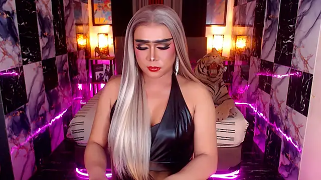 Seductivemeganxx online show from December 1, 6:05 am