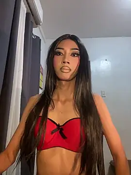 YourTiffanyX online show from July 3, 4:46 pm