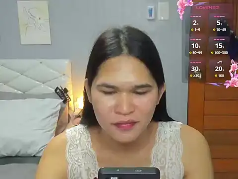 Snapshot of AlianaBlair chatting on September 27, 4:27 pm AlianaBlair online show from September 27, 4:27 pm
