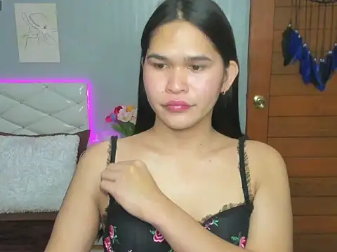 Snapshot of AlianaBlair chatting on October 10, 2:51 pm AlianaBlair online show from October 10, 2:51 pm