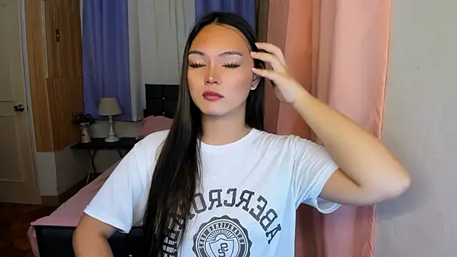 ameliamaureen online show from June 11, 1:05 am