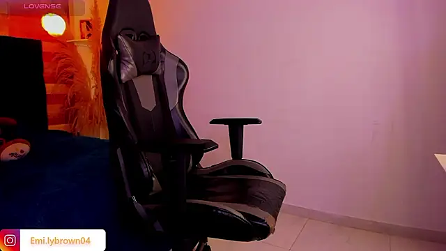 Emily brown04 online show from March 6, 12:43 pm