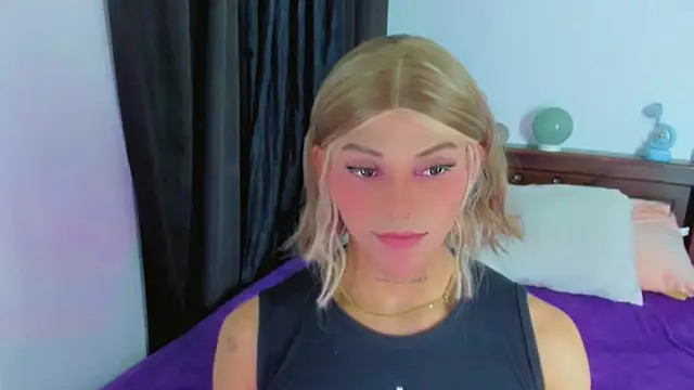 Flora Minx online show from December 20, 6:19 am