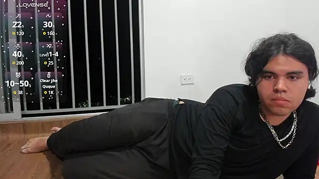 Lady Evelynn online show from December 5, 12:48 am