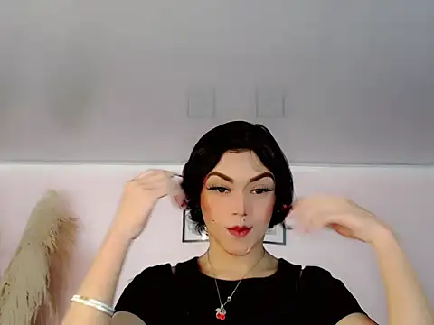 nathalialoes1 online show from October 23, 7:18 pm