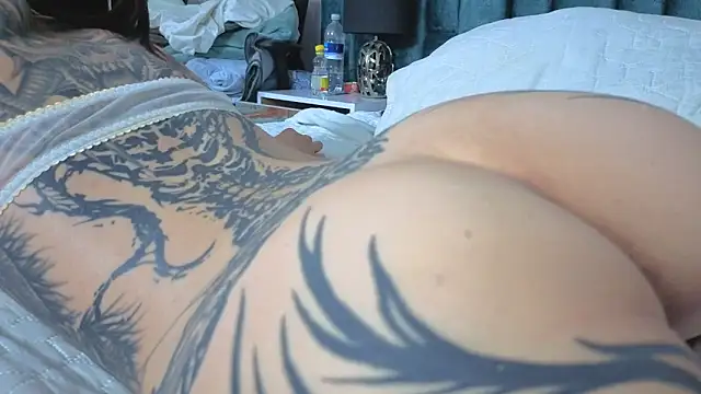 Emma Foxi online show from April 16, 9:39 pm