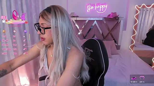 Shinedark tay1 online show from October 2, 3:18 am