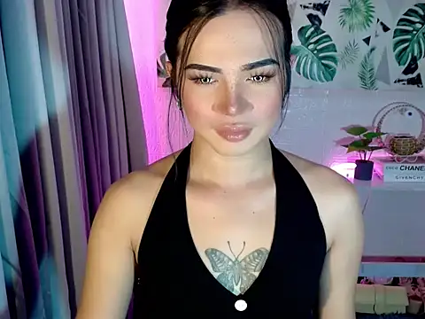Snapshot of _SexyButterfly chatting on October 10, 10:16 am SexyButterfly online show from October 10, 10:16 am