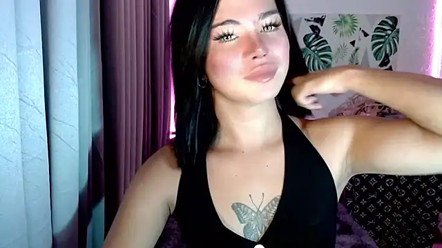 Snapshot of _SexyButterfly chatting on October 12, 5:32 am SexyButterfly online show from October 12, 5:32 am