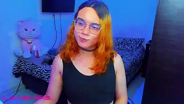 lillykittyy online show from November 4, 1:16 am