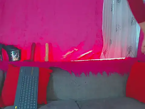 vicky gill online show from November 20, 8:31 pm