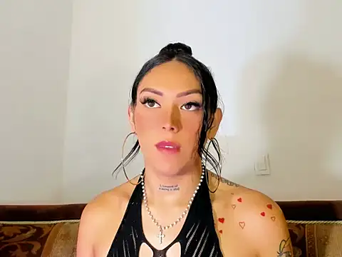 Snapshot of Megan_Gil_ chatting on October 11, 2:08 pm Megan Gil online show from October 11, 2:08 pm