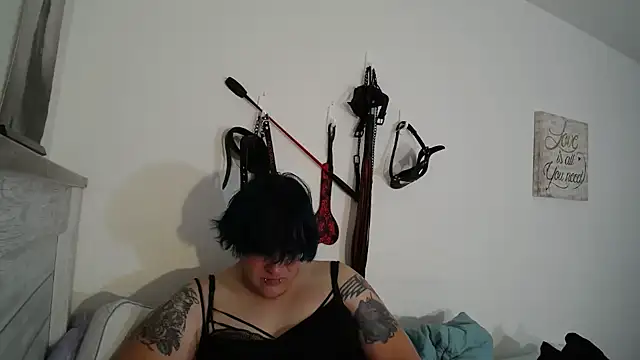 Julietserenity online show from December 3, 12:26 am