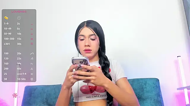 KristallSwan online show from June 6, 9:22 pm