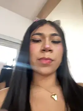 Snapshot of LiaSaenz27 chatting on October 18, 9:07 pm LiaSaenz27 online show from October 18, 9:07 pm