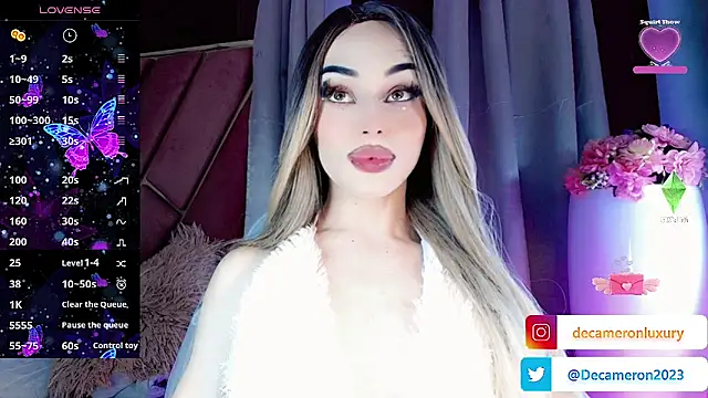 Snapshot of Cameron_baby chatting on October 18, 6:50 am Cameron baby online show from October 18, 6:50 am
