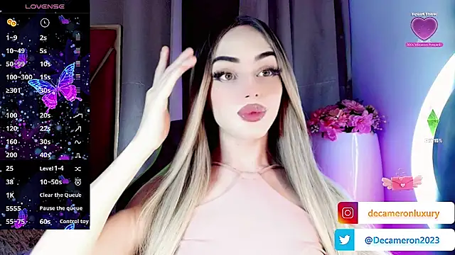 Snapshot of Cameron_baby chatting on October 19, 8:50 am Cameron baby online show from October 19, 8:50 am