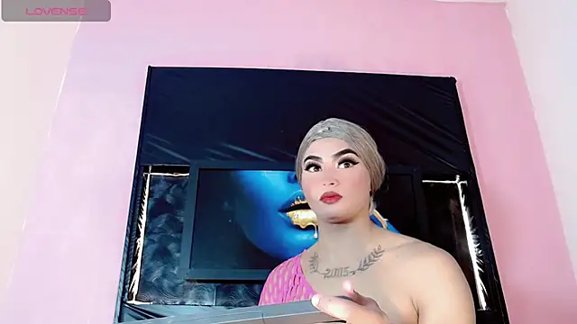 Natasha clifford online show from March 29, 8:09 pm