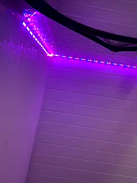 luluzinhax online show from September 28, 4:33 am