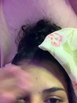 luluzinhax online show from February 18, 4:53 am