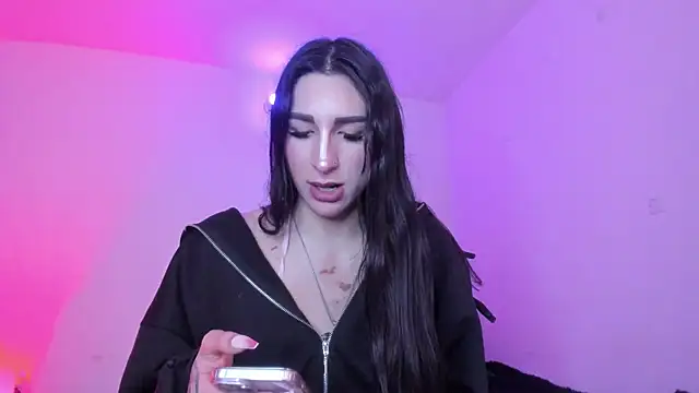  paulaaa online show from August 9, 11:48 am