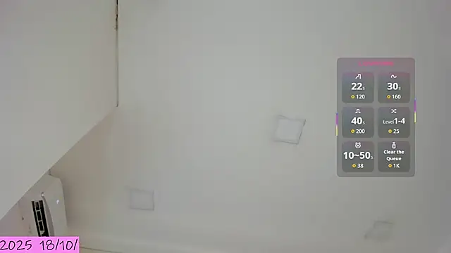 Snapshot of Ariel_Versace chatting on October 18, 9:29 pm Ariel Versace online show from October 18, 9:29 pm