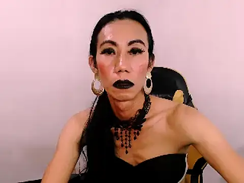 Snapshot of xx9inchesCOCKxx chatting on September 13, 4:13 pm xx9inchesCOCKxx online show from September 13, 4:13 pm