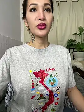 toni 0601 online show from June 14, 5:08 am