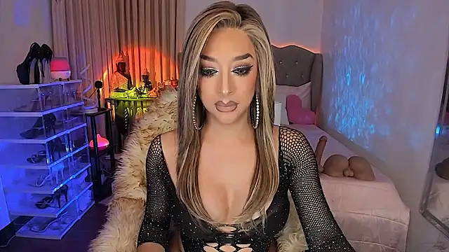 Dream Goddess online show from July 2, 10:53 am