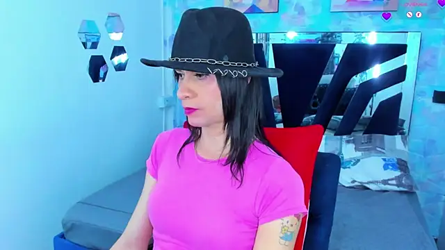 Charlotte Landry   online show from February 10, 7:21 pm