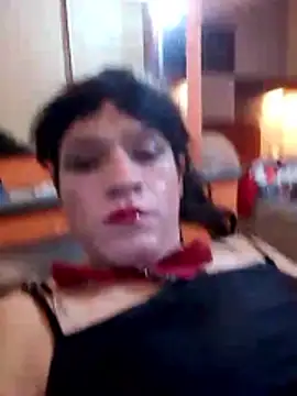 transreyna online show from November 25, 9:11 am