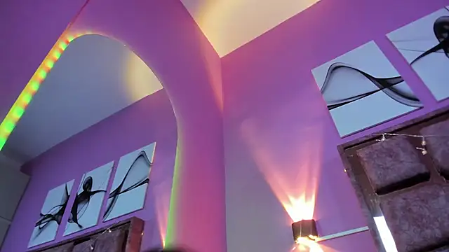 samantaa liov online show from November 25, 7:49 pm