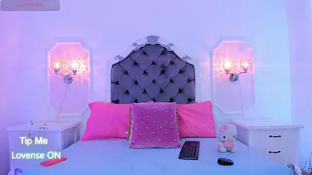 kendallspears 1 online show from April 17, 8:54 pm