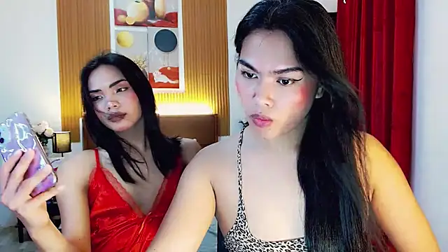 Snapshot of fallinLunaxX chatting on October 19, 3:59 pm fallinLunaxX online show from October 19, 3:59 pm