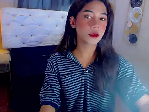 Seductive nathalie online show from November 18, 3:50 am