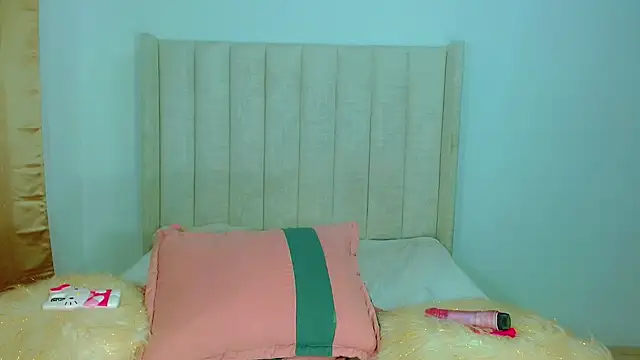 cutee sexxy online show from November 23, 1:51 am