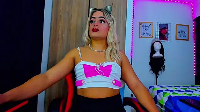 Sofiabigcock22 online show from July 25, 11:08 am