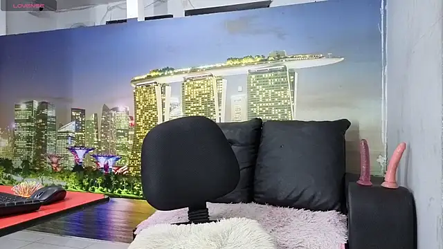 Zakura hot 25 online show from October 27, 8:06 pm