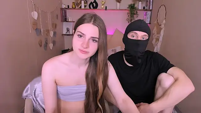 RoxyMorris online show from July 8, 9:13 am