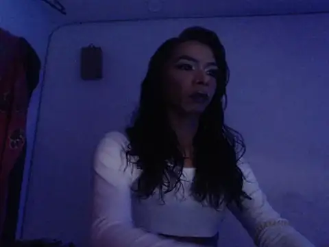 nicollsexxt online show from April 1, 10:51 pm