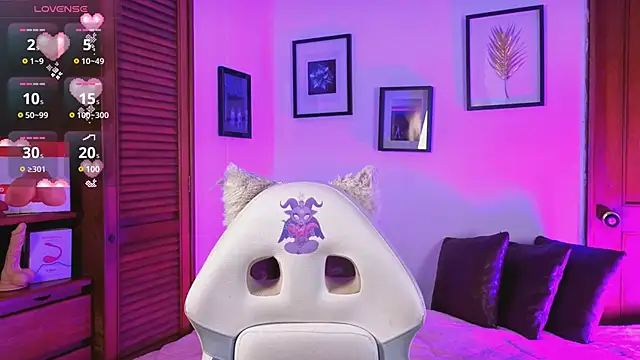 cutebabyhub  online show from June 22, 8:06 pm