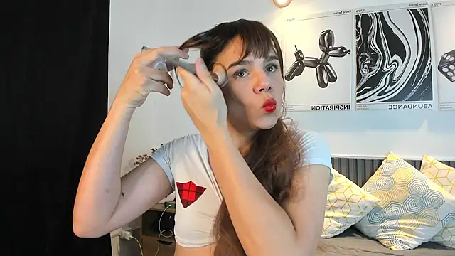 Cloe Bonne online show from November 19, 8:53 pm