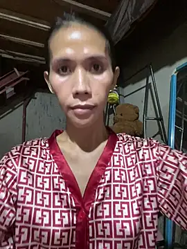 bellaUtops online show from February 13, 6:48 pm