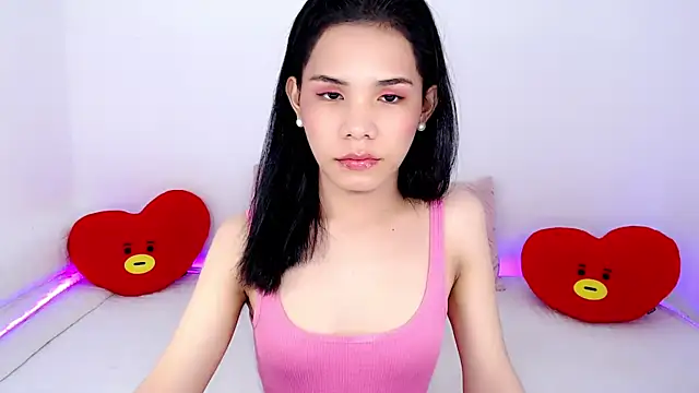 ursexydelancy  online show from April 7, 3:18 am